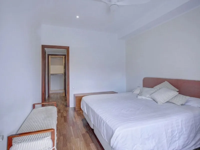 Elegant Renovated Apartment Overlooking Ciutadella Park in Barcelona