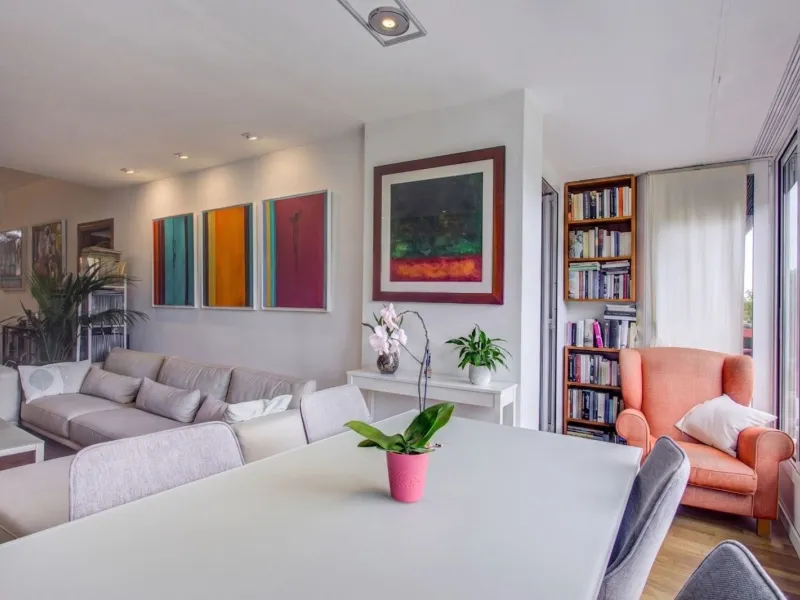Elegant Renovated Apartment Overlooking Ciutadella Park in Barcelona