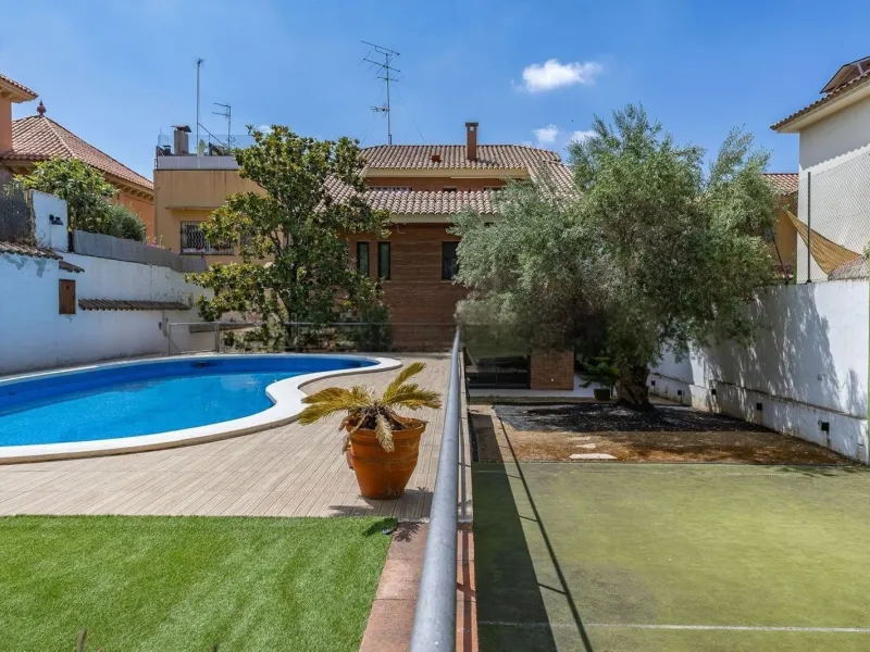 Exclusive Luxury Villa in Sant Just Desvern, Barcelona