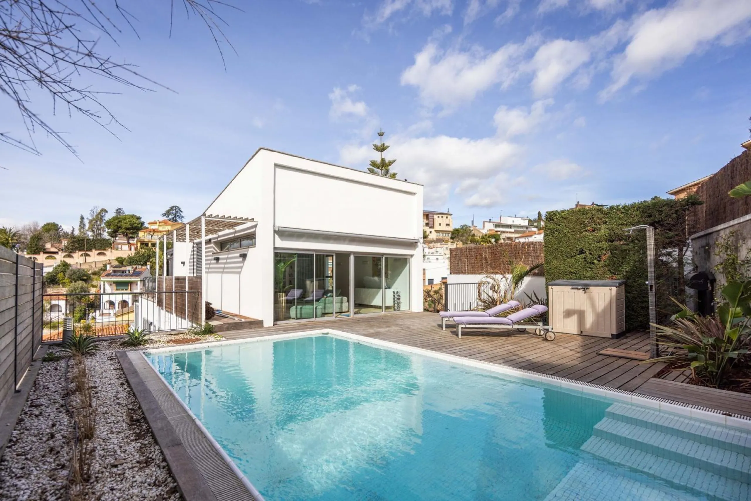 Contemporary Designer Villa with Private Pool in Esplugues de Llobregat, Barcelona