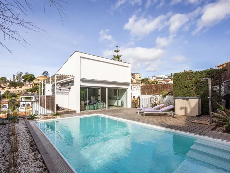 Contemporary Designer Villa with Private Pool in Esplugues de Llobregat, Barcelona