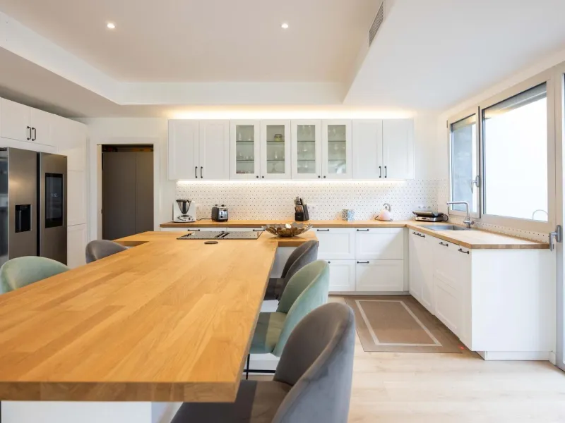 Contemporary Designer Villa with Private Pool in Esplugues de Llobregat, Barcelona