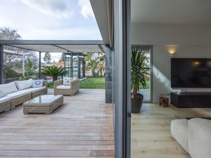 Contemporary Designer Villa with Private Pool in Esplugues de Llobregat, Barcelona