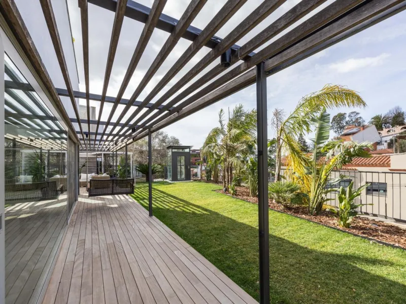 Contemporary Designer Villa with Private Pool in Esplugues de Llobregat, Barcelona
