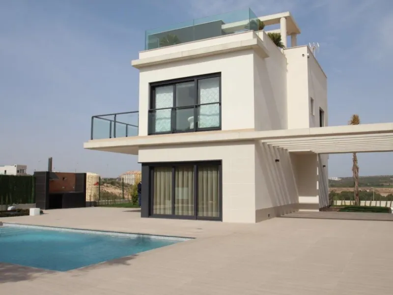 Our star villas in Dehesa de Campoamor. Price from 669 000,00 €