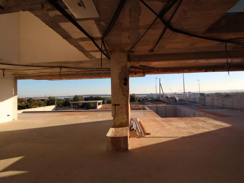 Se vende villa nueva. Precio 890,000