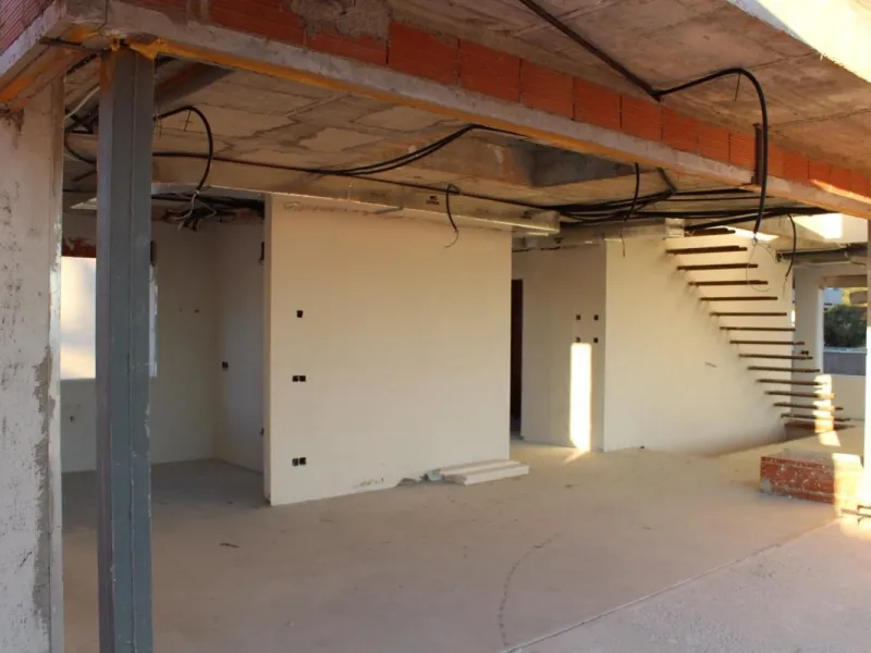 Se vende villa nueva. Precio 890,000