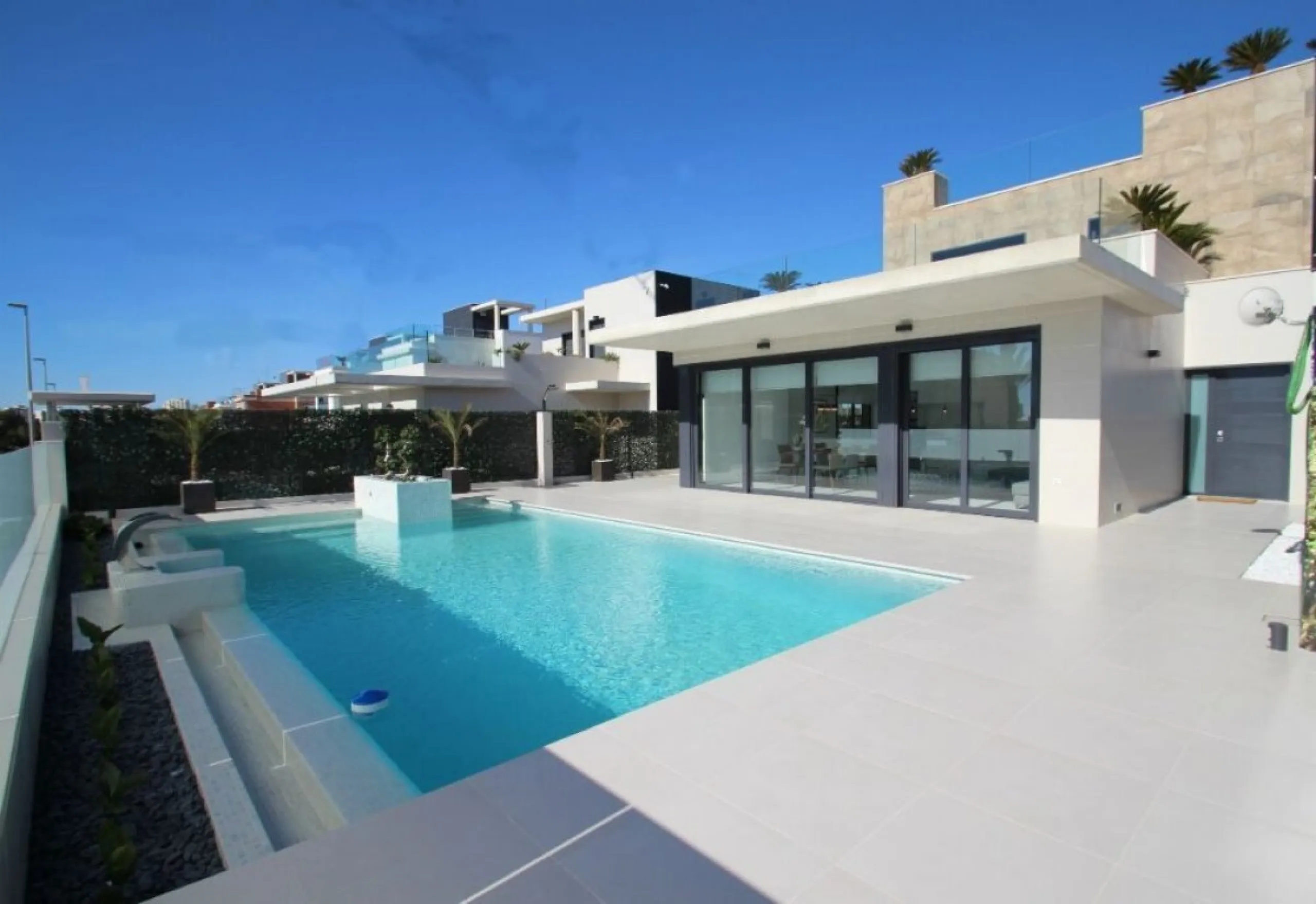 Independent Villas of San Miguel de Salinas - Bellavista. From 469 000 евро.