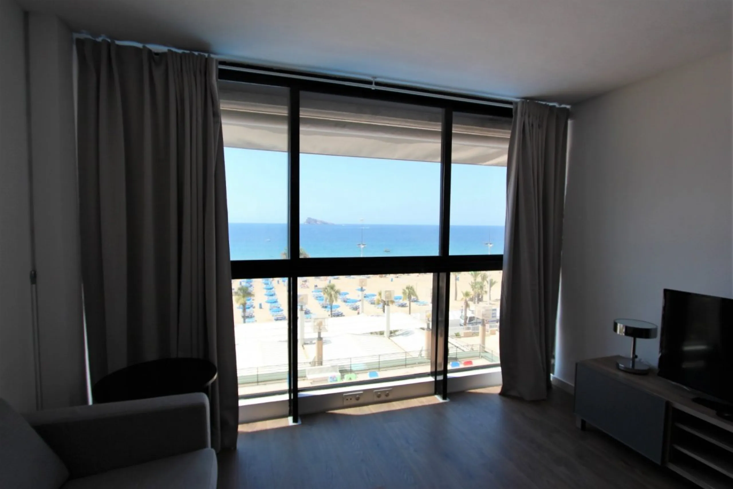 Apartment in first line of the Levante beach in Benidorm
