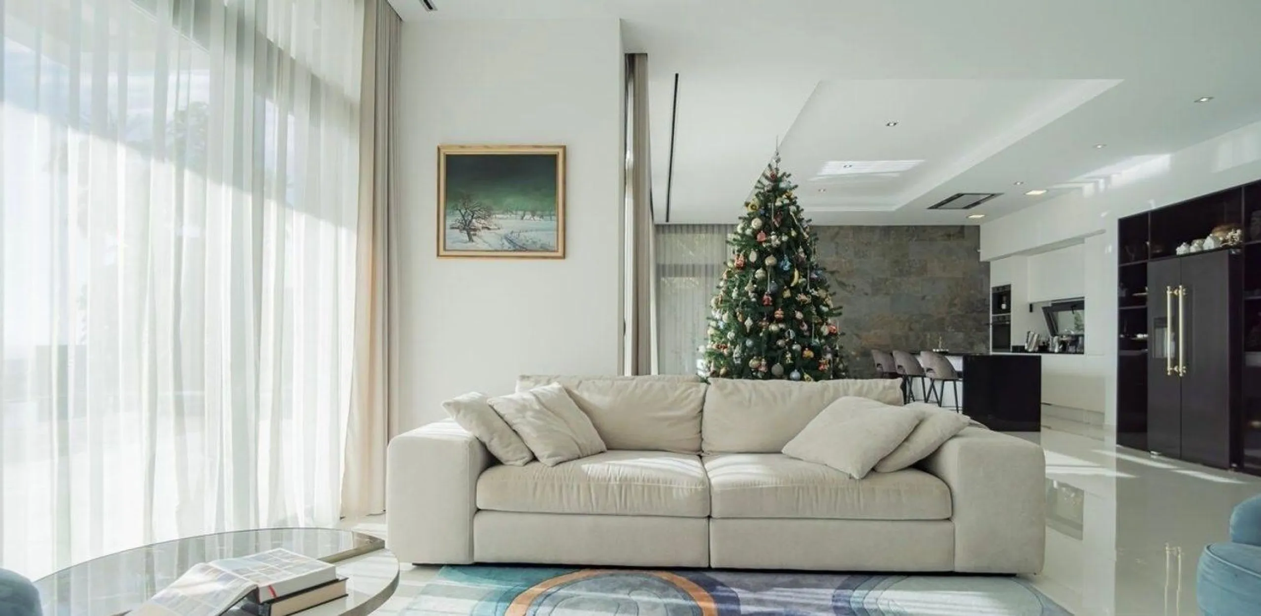 Exquisite villa with private pool and panoramic views in Sierra Cortina