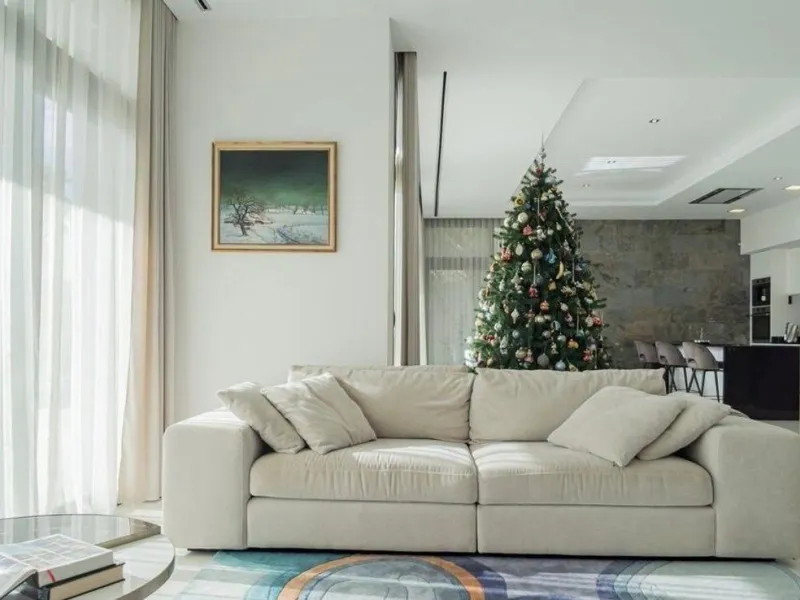 Exquisite villa with private pool and panoramic views in Sierra Cortina