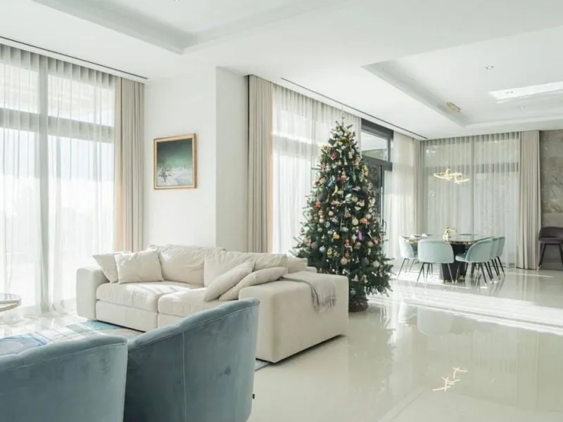 Exquisite villa with private pool and panoramic views in Sierra Cortina