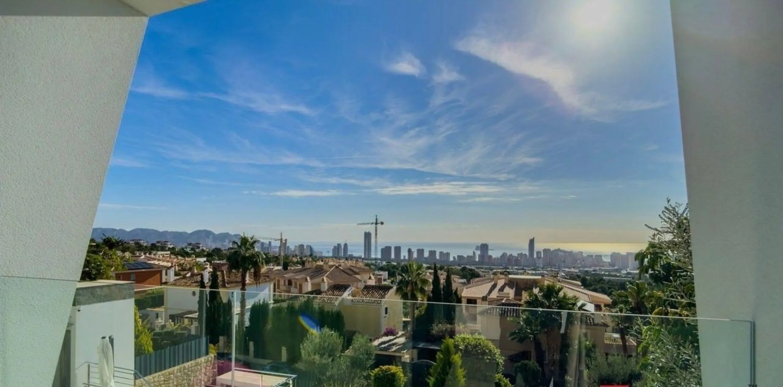 Exquisite villa with private pool and panoramic views in Sierra Cortina