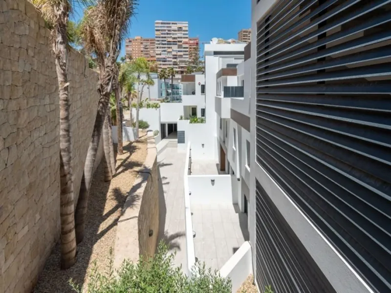 Apartamento dúplex en primera línea de la playa de Poniente