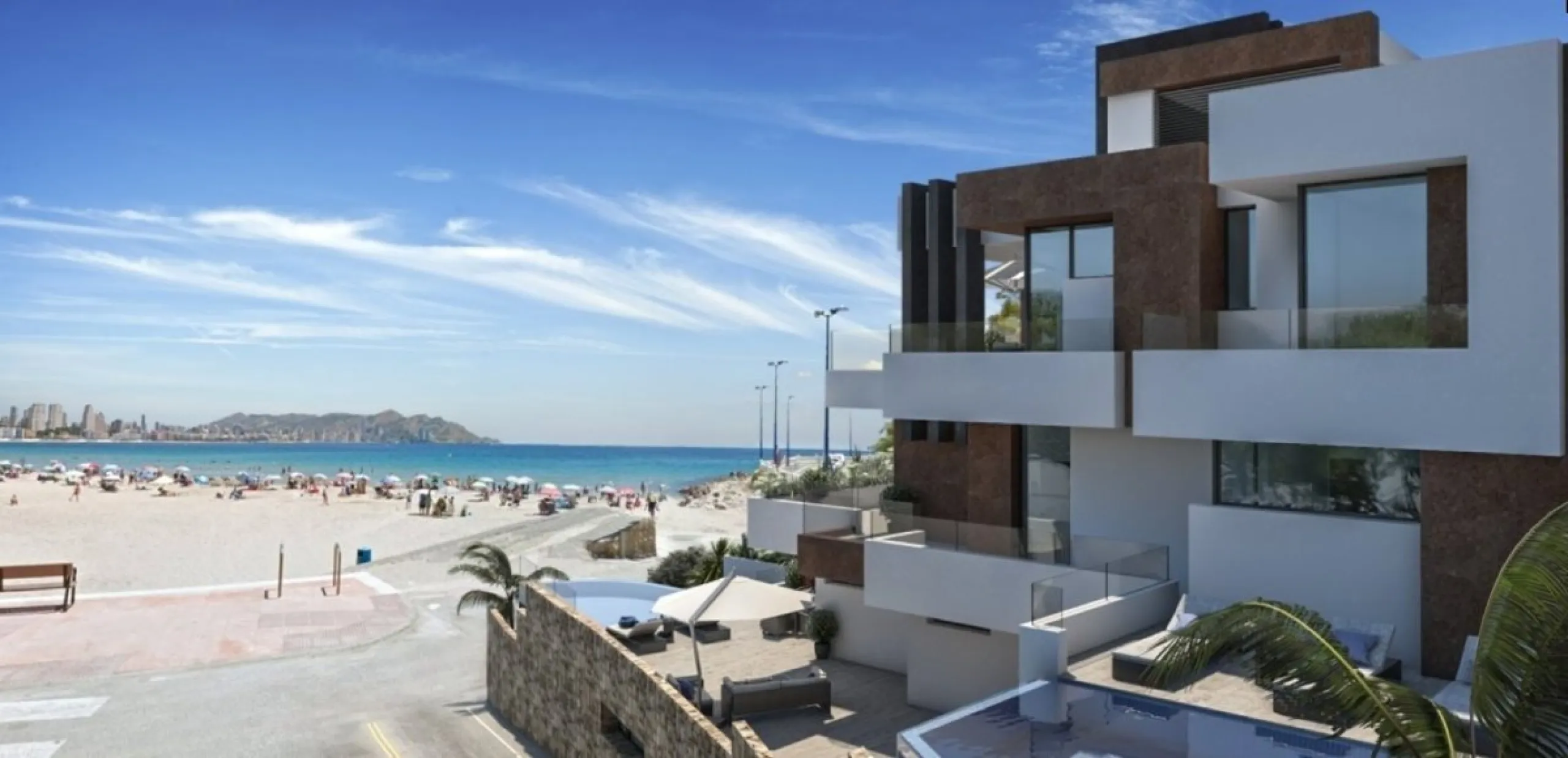 Apartamento dúplex en primera línea de la playa de Poniente