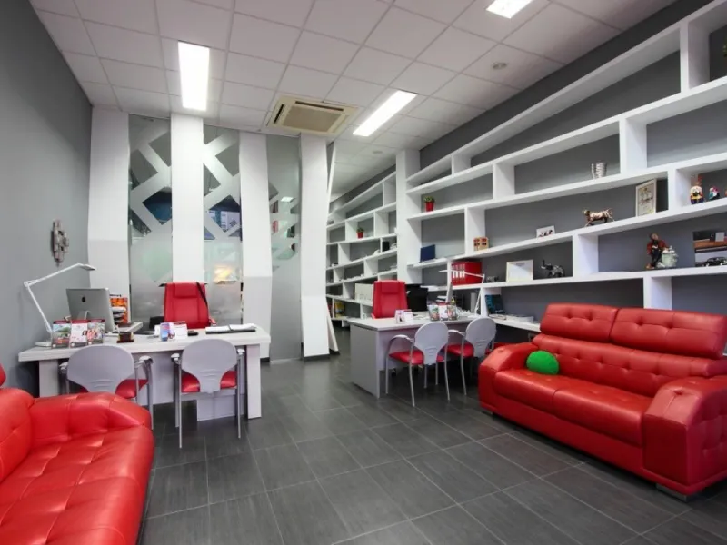 Great office near the hotel Bali in Benidorm