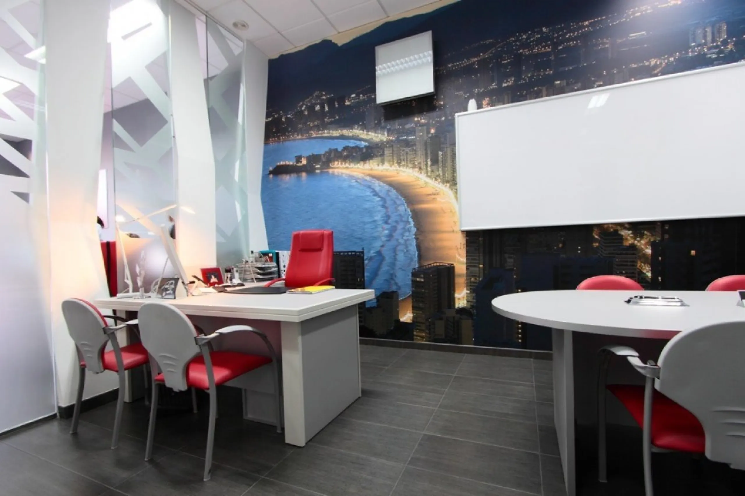 Great office near the hotel Bali in Benidorm