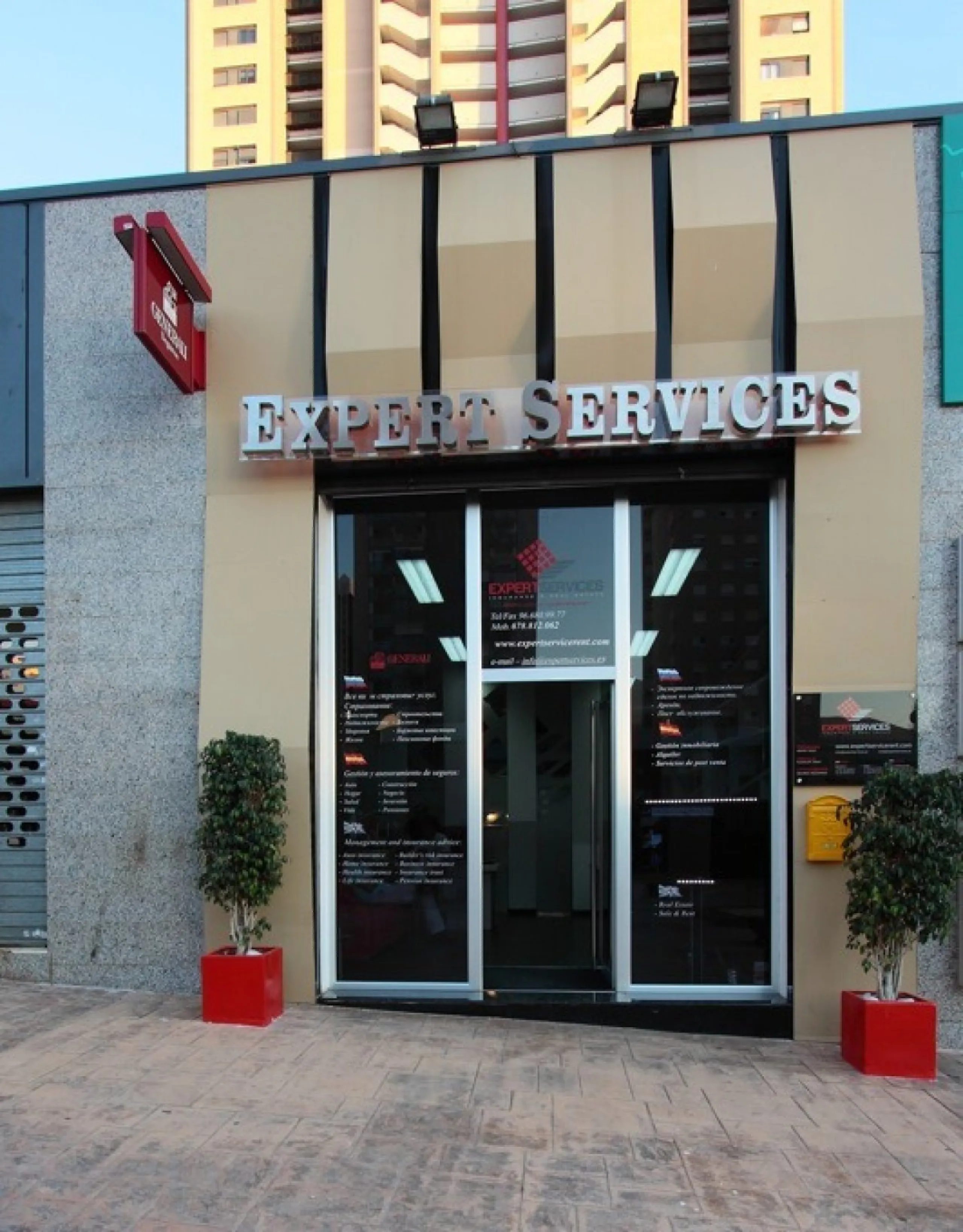 Great office near the hotel Bali in Benidorm