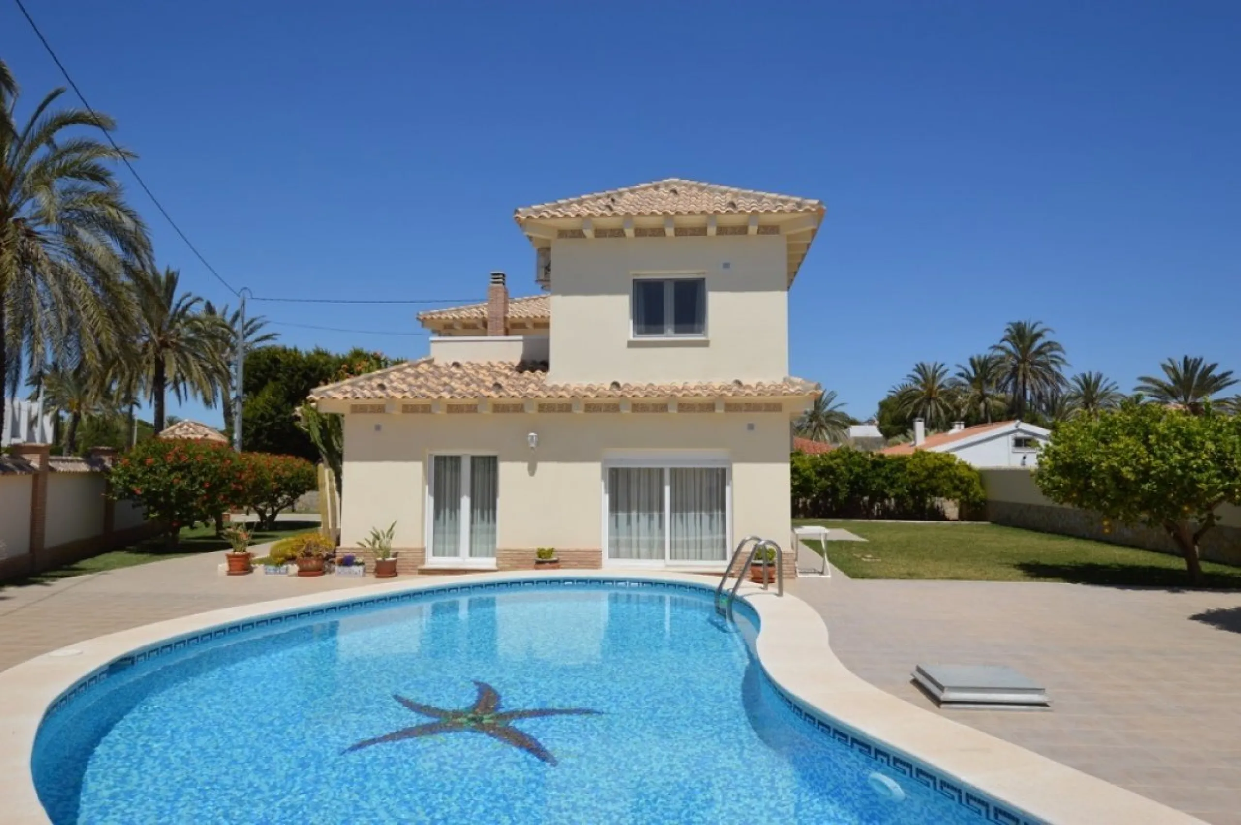 Villa in the best area of Cabo Roig