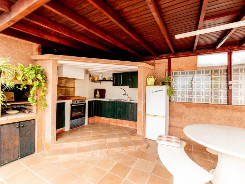 Chalet independiente con piscina y apartamento en Mas Mel, Calafell