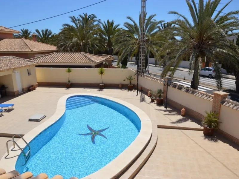 Villa in the best area of Cabo Roig