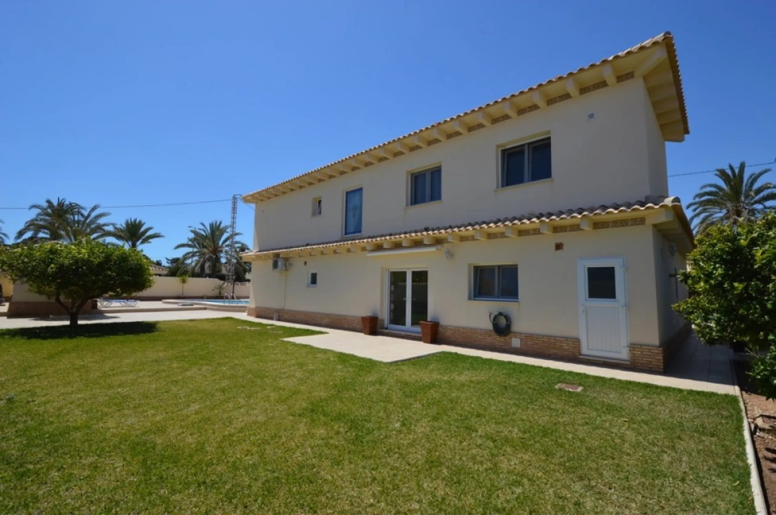 Villa in the best area of Cabo Roig