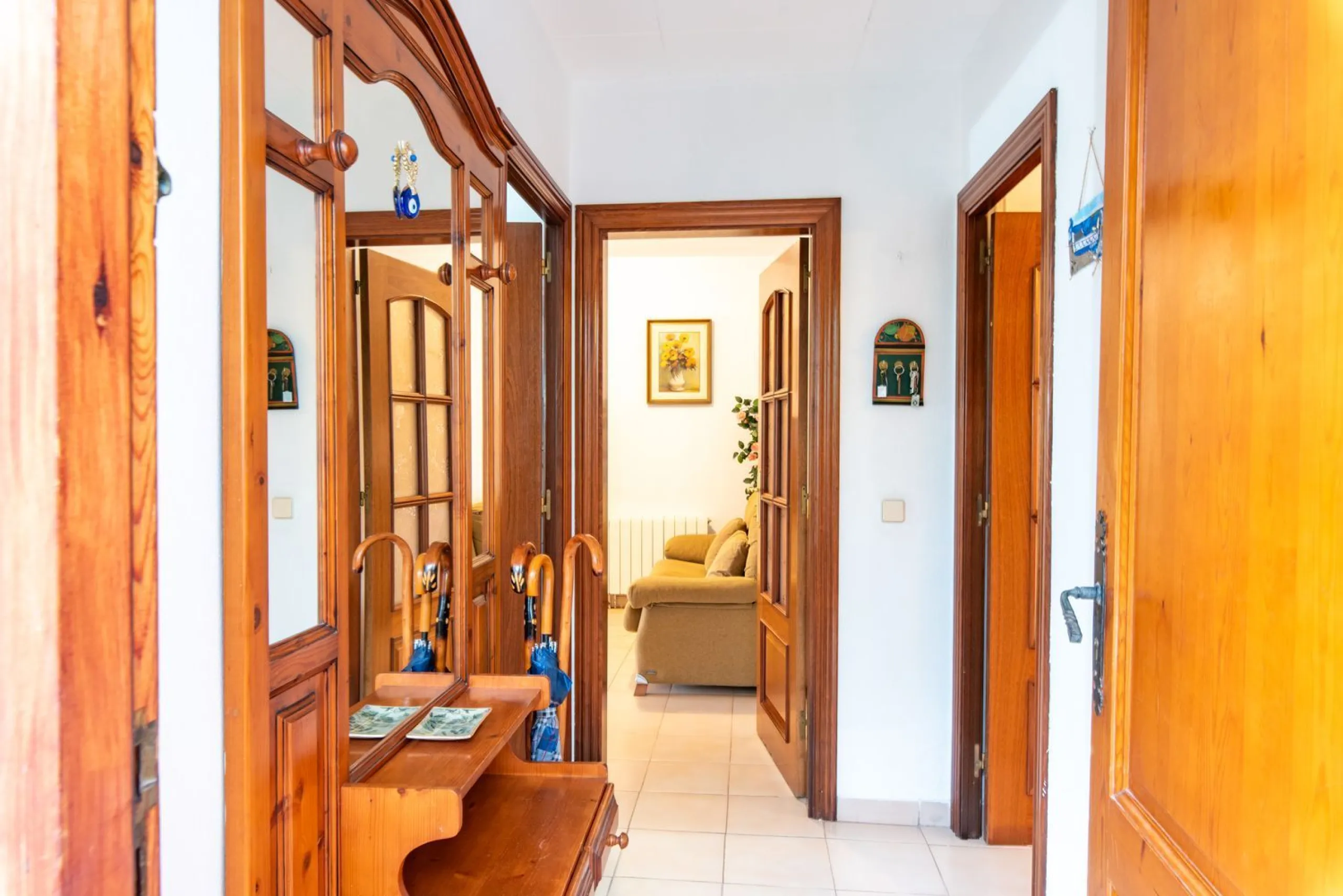 Chalet independiente con piscina y apartamento en Mas Mel, Calafell