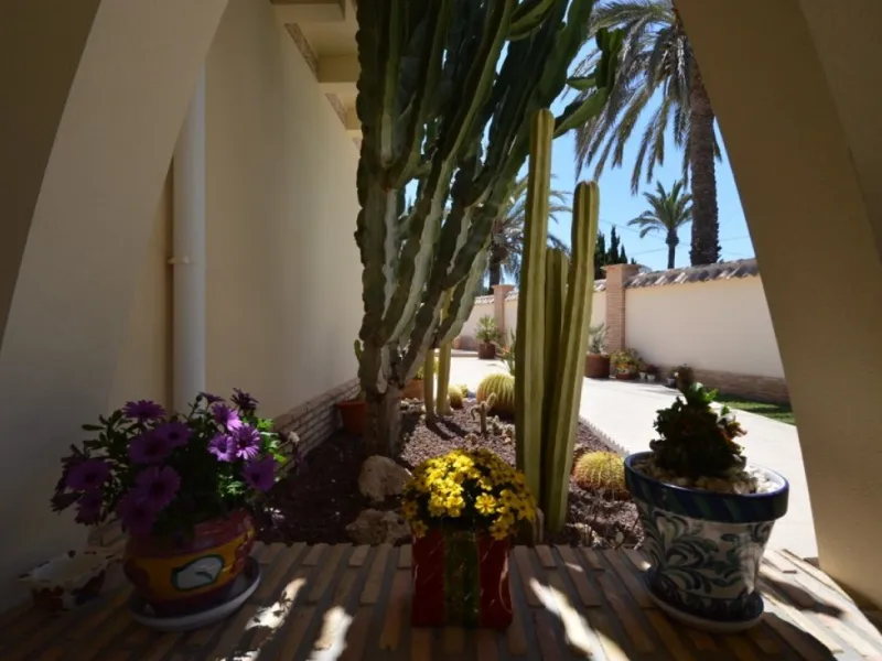 Villa in the best area of Cabo Roig