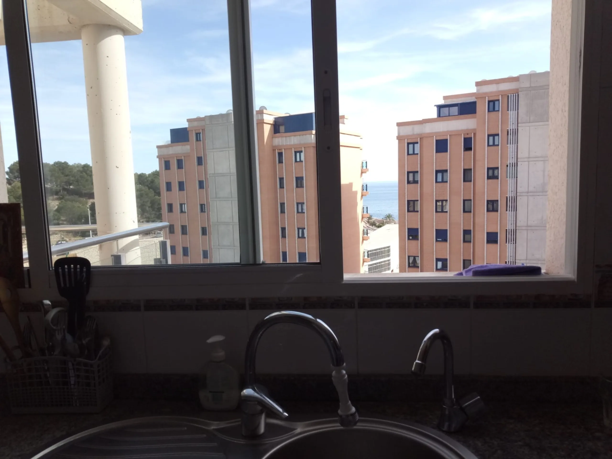 APARTMENT EN CAPLE ON SALE
