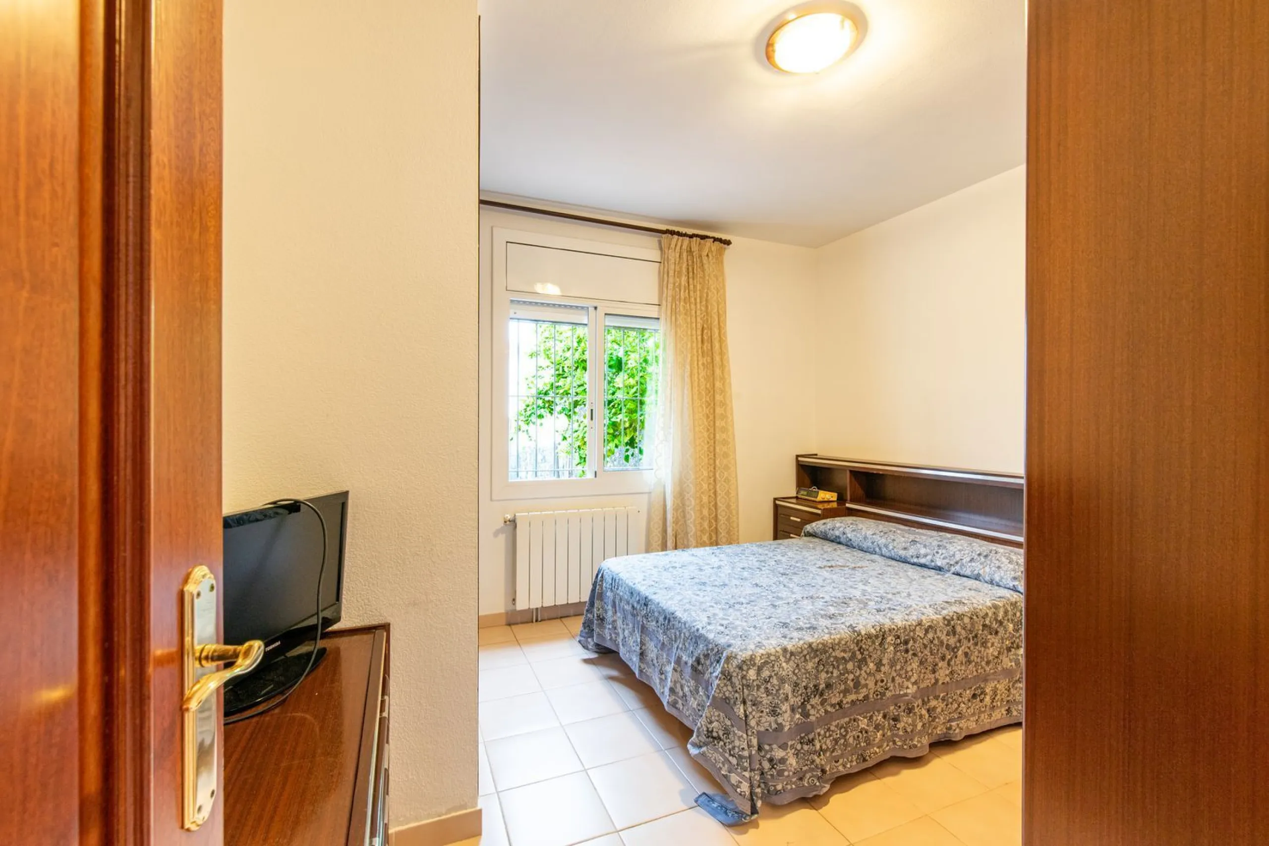Chalet independiente con piscina y apartamento en Mas Mel, Calafell