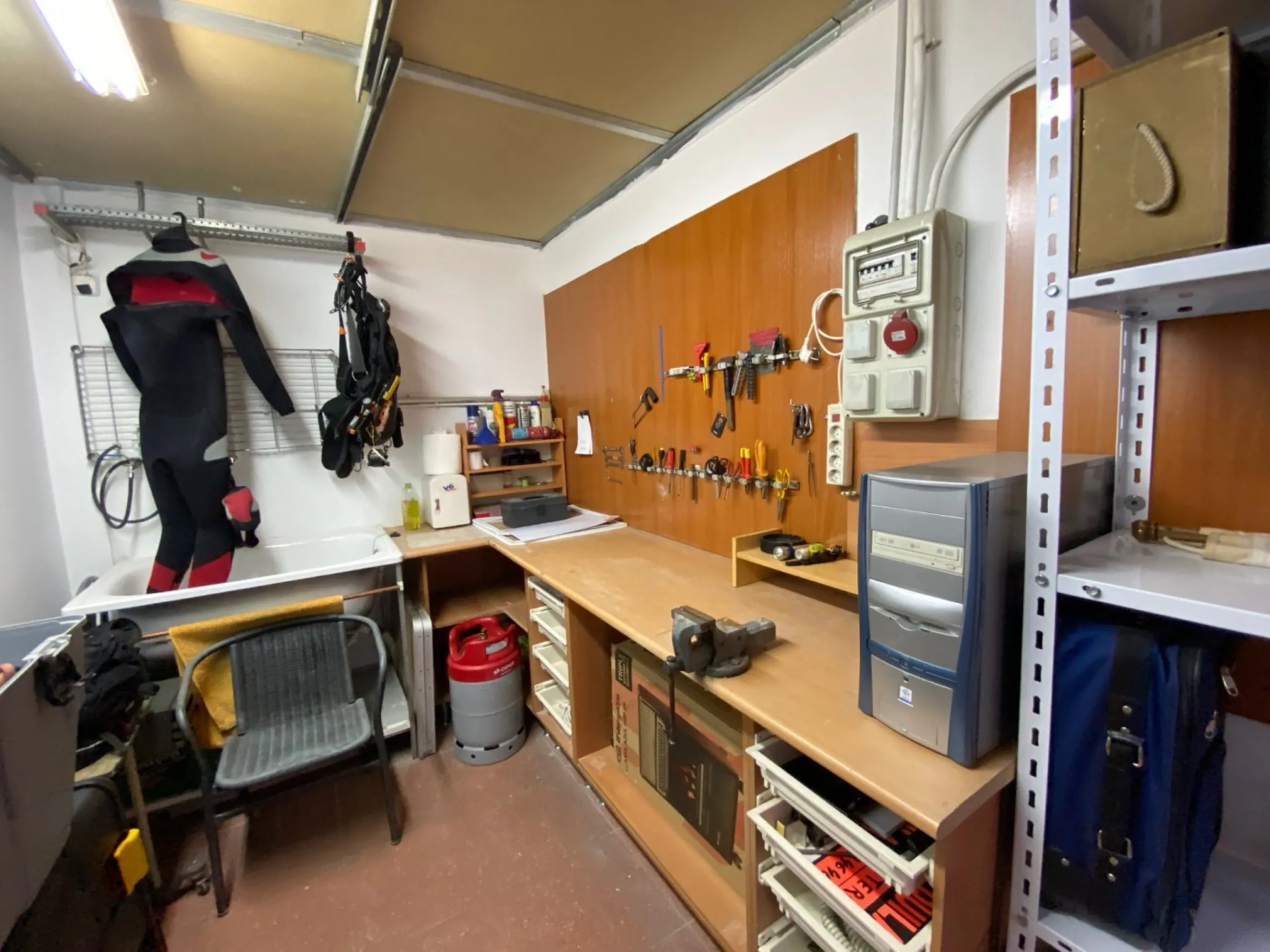 IMPRESSIVE COMMERCIAL PREMISES FOR SALE IN ALICANTE IN VILLAFRANQUEZA