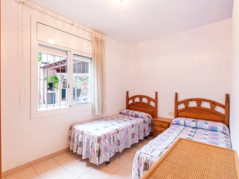 Chalet independiente con piscina y apartamento en Mas Mel, Calafell