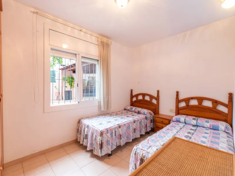 Chalet independiente con piscina y apartamento en Mas Mel, Calafell