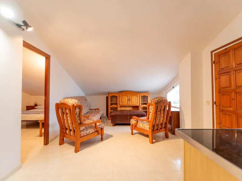 Chalet independiente con piscina y apartamento en Mas Mel, Calafell