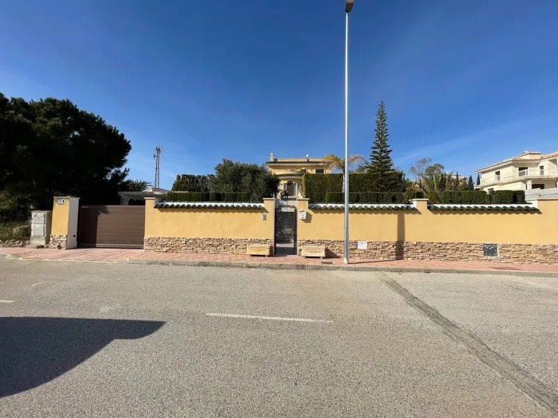 Wonderful detached villa in Ciudad Quesada