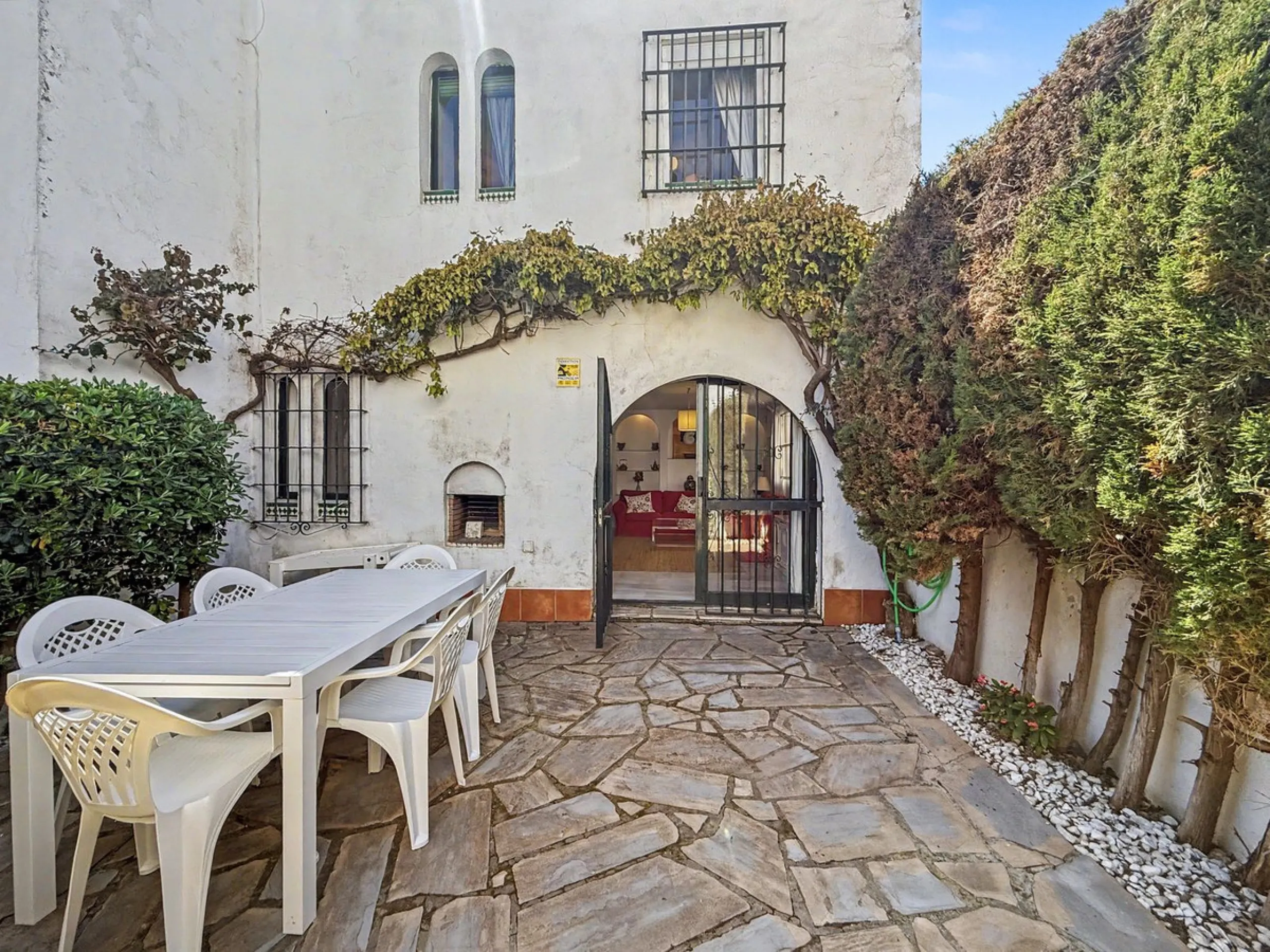 Strandnahes Reihenhaus in Casares Costa | Tourismuslizenz inklusive