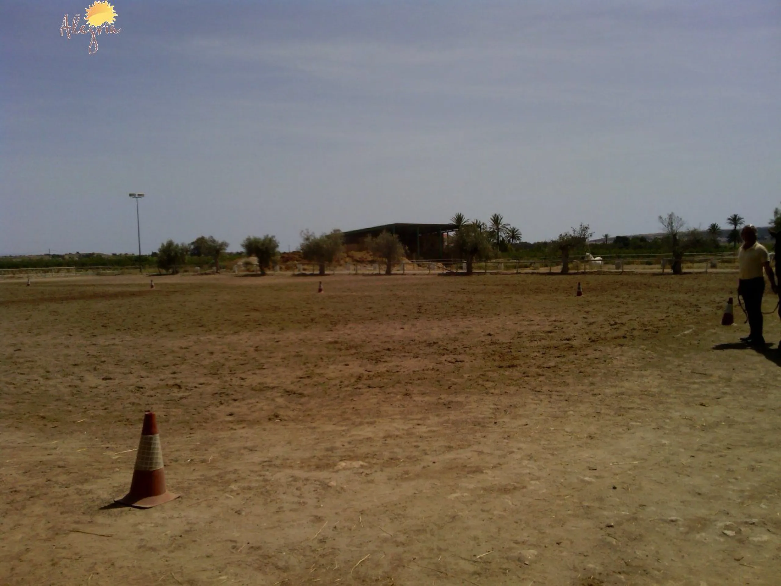 FAMOUS RIDING CENTER WITH INDEPENDENT RURAL HOUSE