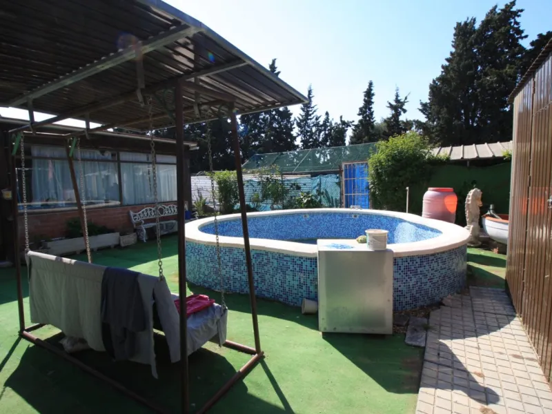 CAMPOAMOR, SPECTACULAR FINCA, 3500 M2 PLOT WITH 2 HOUSES, PRIVATE POOL, 2500 METERS FROM THE BEACH