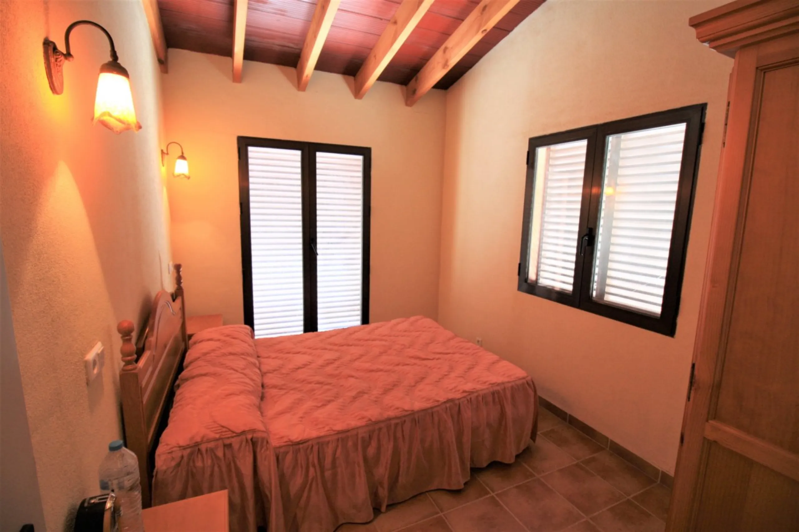 CAMPOAMOR, SPECTACULAR FINCA, 3500 M2 PLOT WITH 2 HOUSES, PRIVATE POOL, 2500 METERS FROM THE BEACH