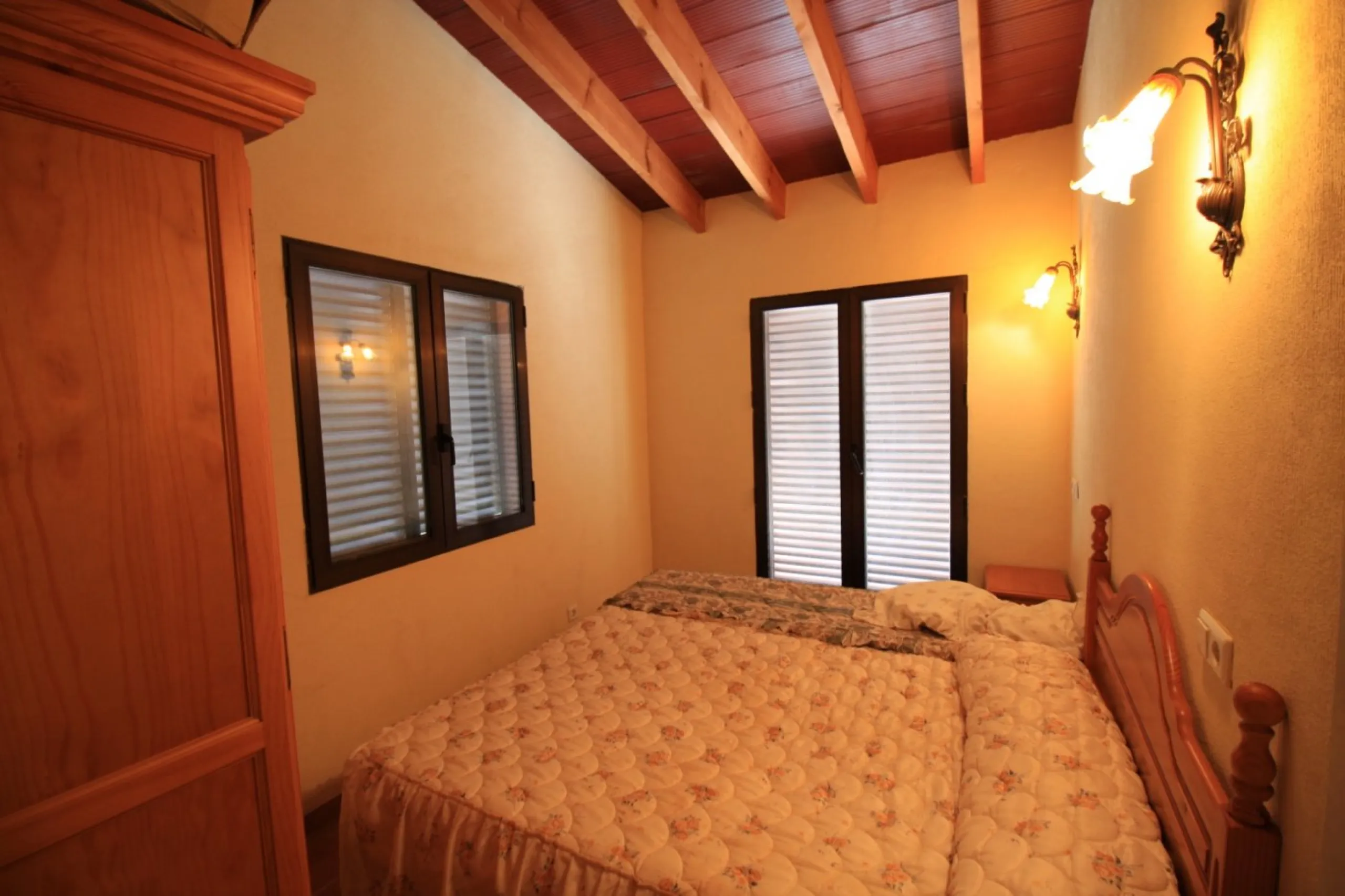 CAMPOAMOR, SPECTACULAR FINCA, 3500 M2 PLOT WITH 2 HOUSES, PRIVATE POOL, 2500 METERS FROM THE BEACH
