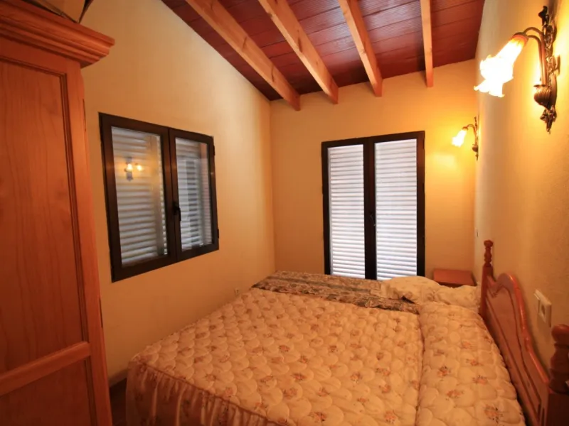 CAMPOAMOR, SPECTACULAR FINCA, 3500 M2 PLOT WITH 2 HOUSES, PRIVATE POOL, 2500 METERS FROM THE BEACH