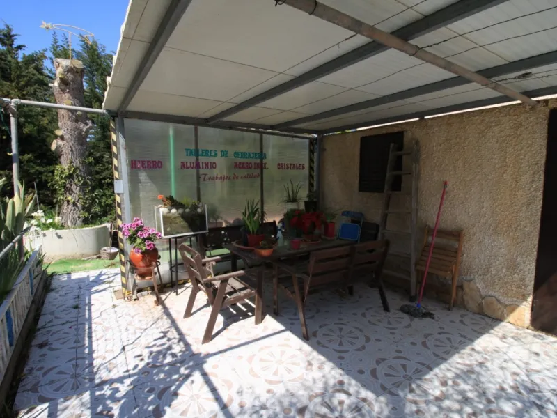 CAMPOAMOR, SPECTACULAR FINCA, 3500 M2 PLOT WITH 2 HOUSES, PRIVATE POOL, 2500 METERS FROM THE BEACH