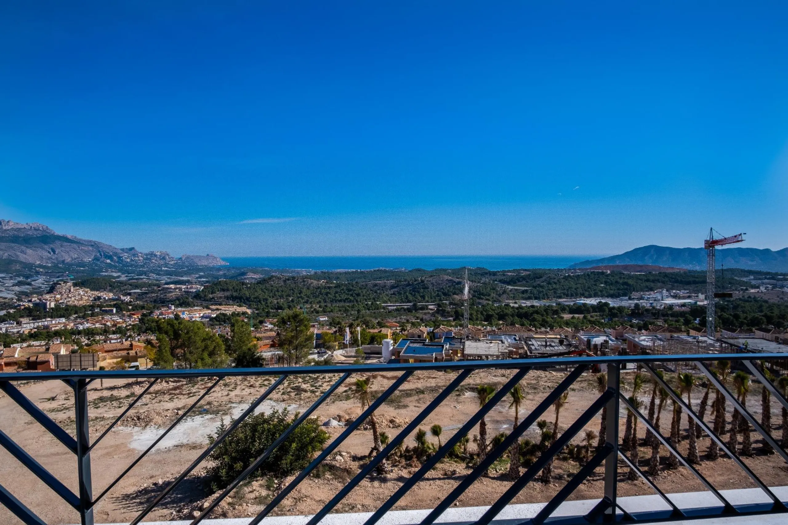 Brand new independent villas with sea views at Polop
