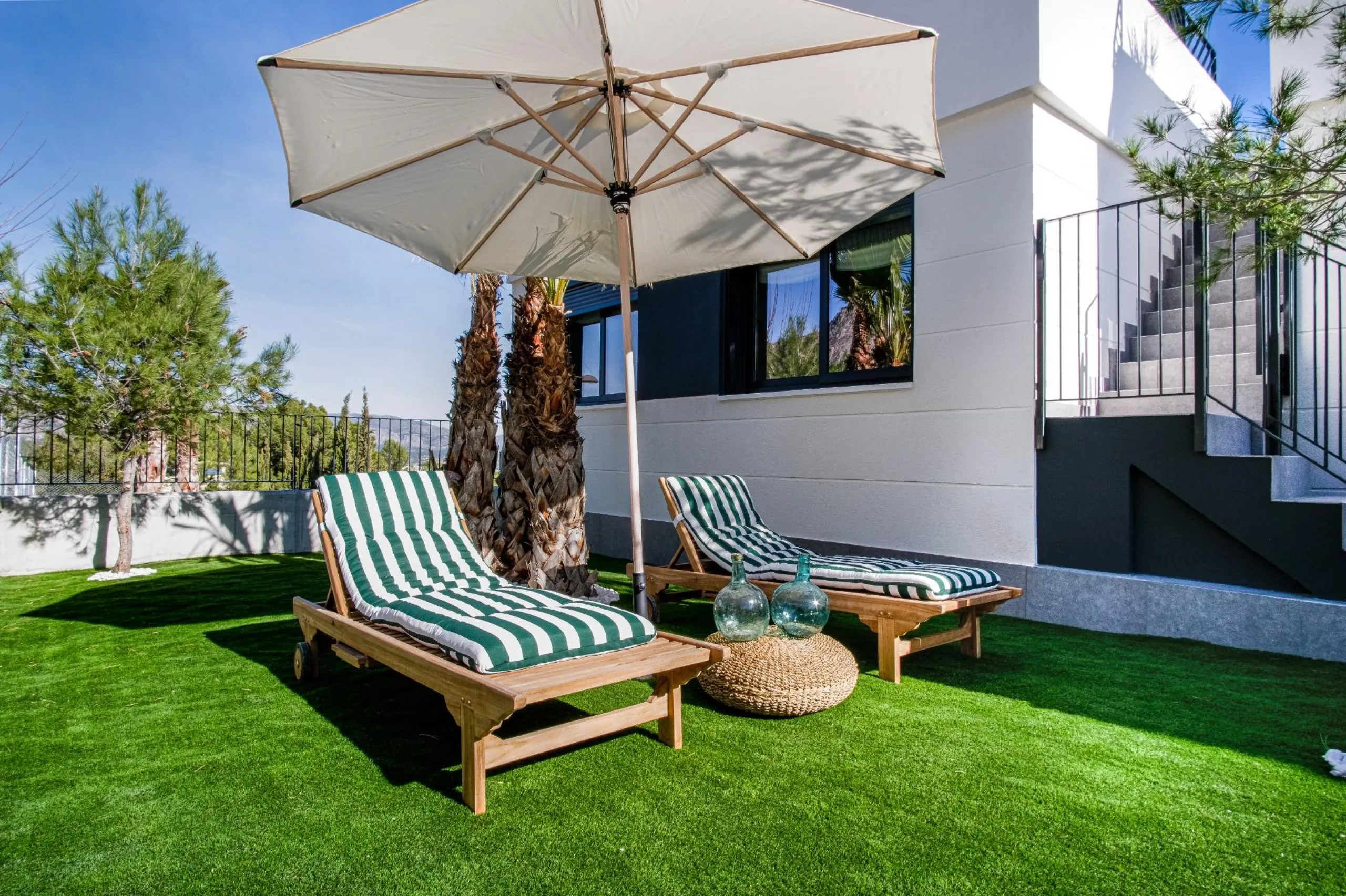 Brand new independent villas with sea views at Polop