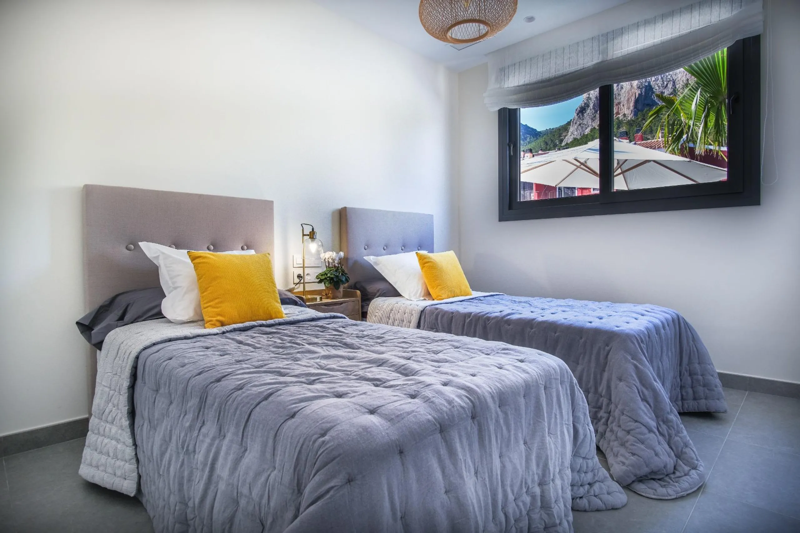 Brand new independent villas with sea views at Polop