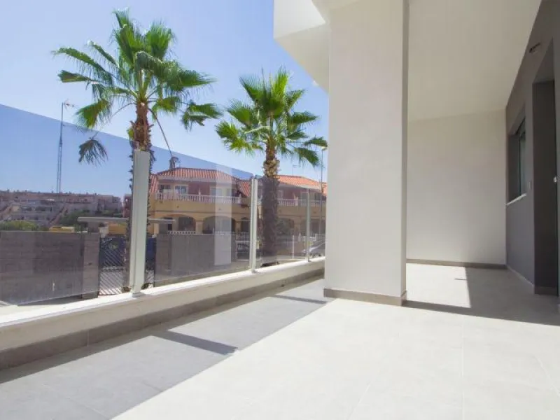 Luxury apartment between sea and golf in Orihuela Costa
