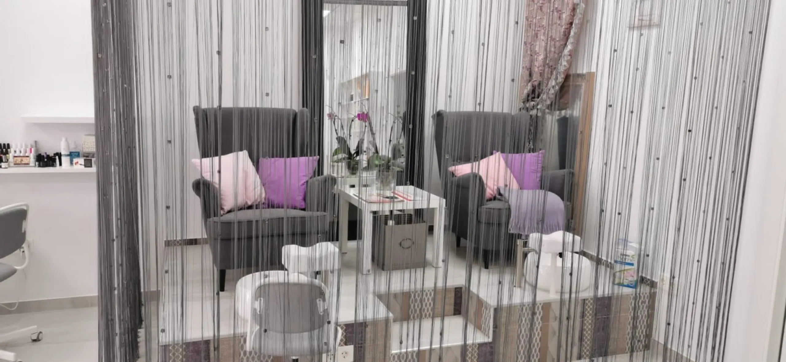 COMMERCIAL PREMISES IN LA ZENIA