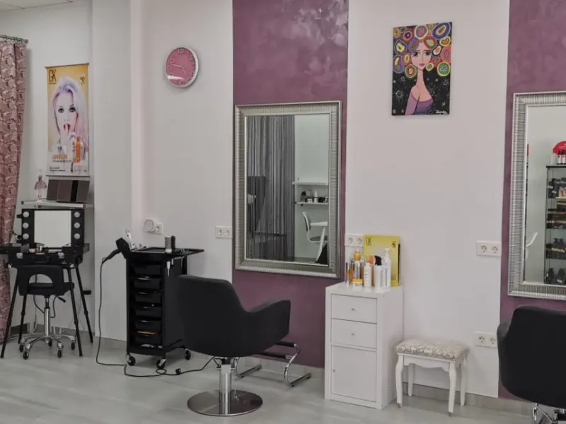 COMMERCIAL PREMISES IN LA ZENIA