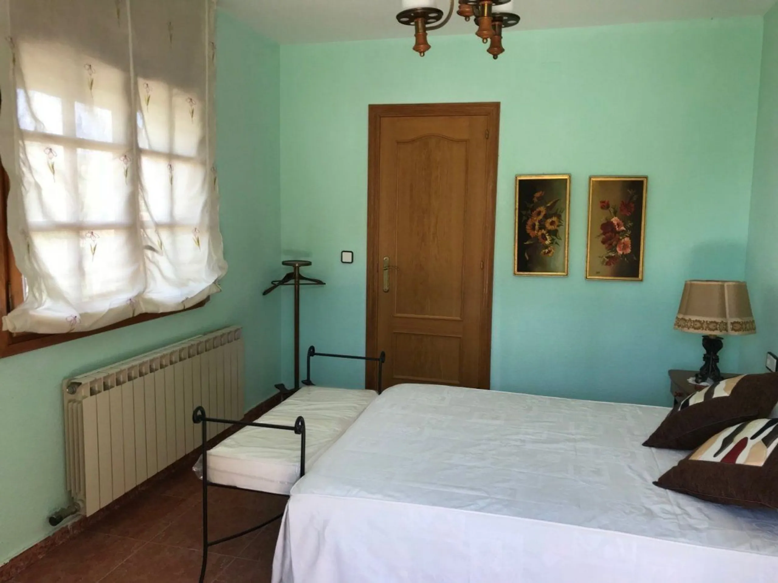 Bright and spacious villa in Segur de Calafell, Costa Dorada
