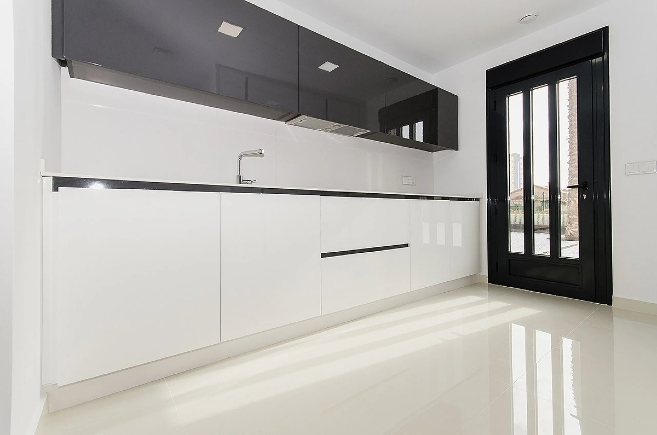 NEW BUILT VILLA IN PLAYA HONDA